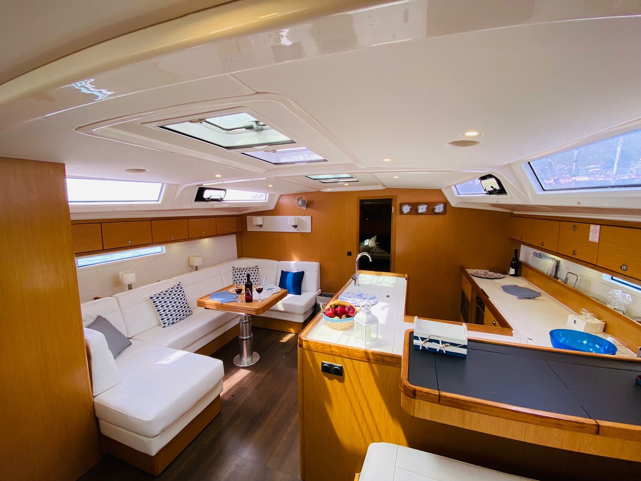 Bavaria Cruiser 56 | Miles