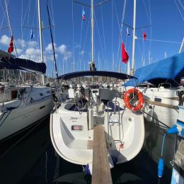 Beneteau Oceanis Clipper 323 | Zippy