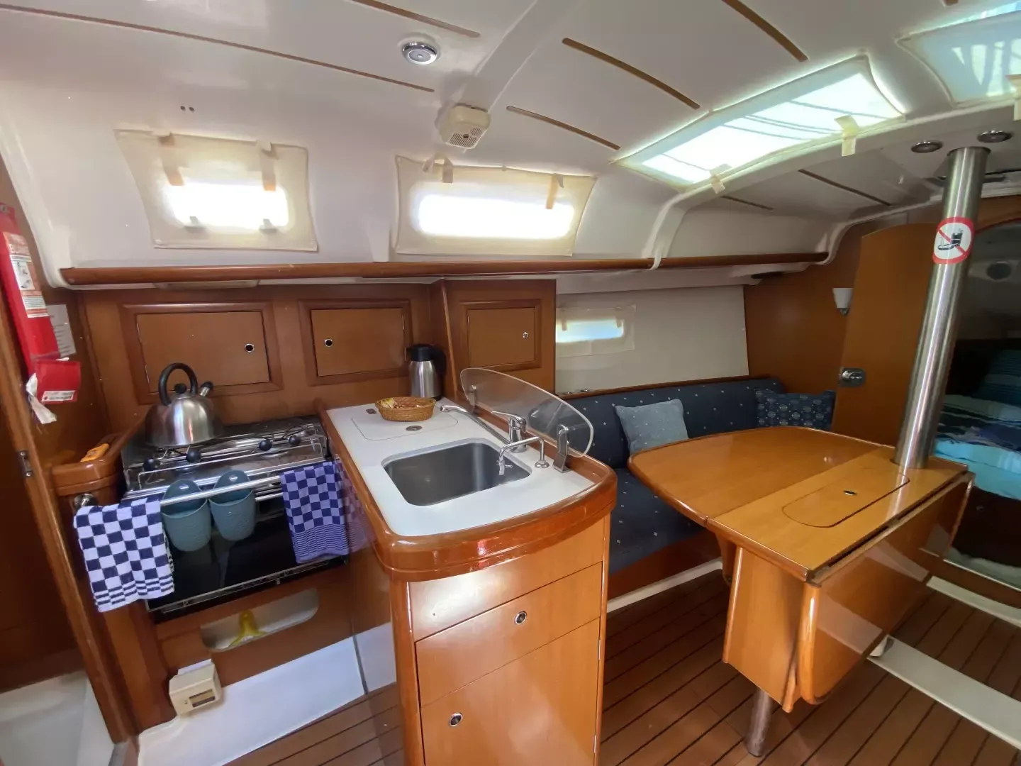 Beneteau Oceanis Clipper 323 | Zippy