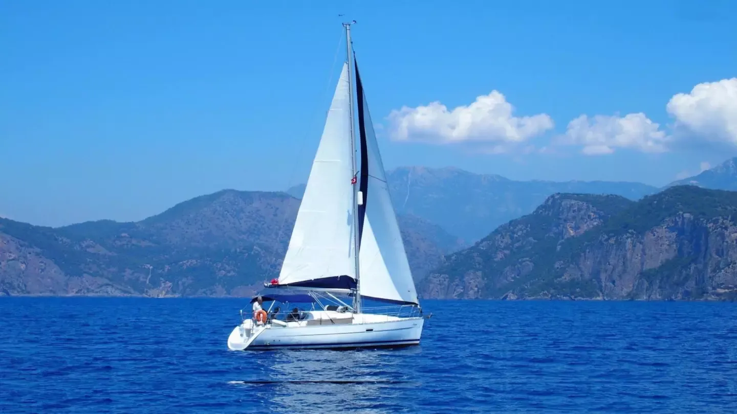 Beneteau Oceanis Clipper 323 | Zippy
