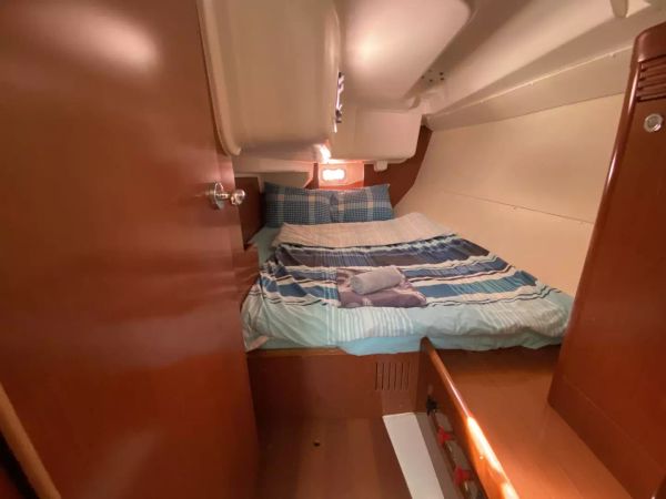 Beneteau Oceanis 37 | Glen Rosa