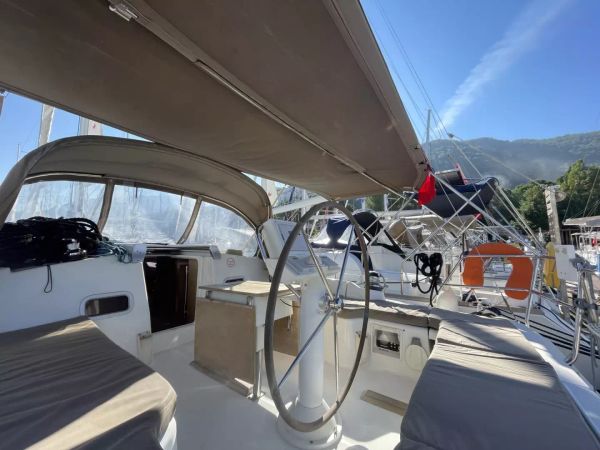 Beneteau Oceanis 37 | Glen Rosa