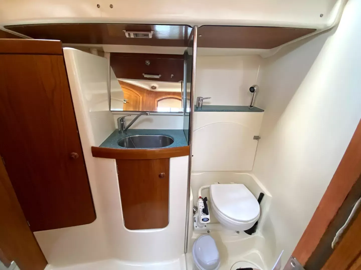 Beneteau Cyclades 39.3 | Six Pack