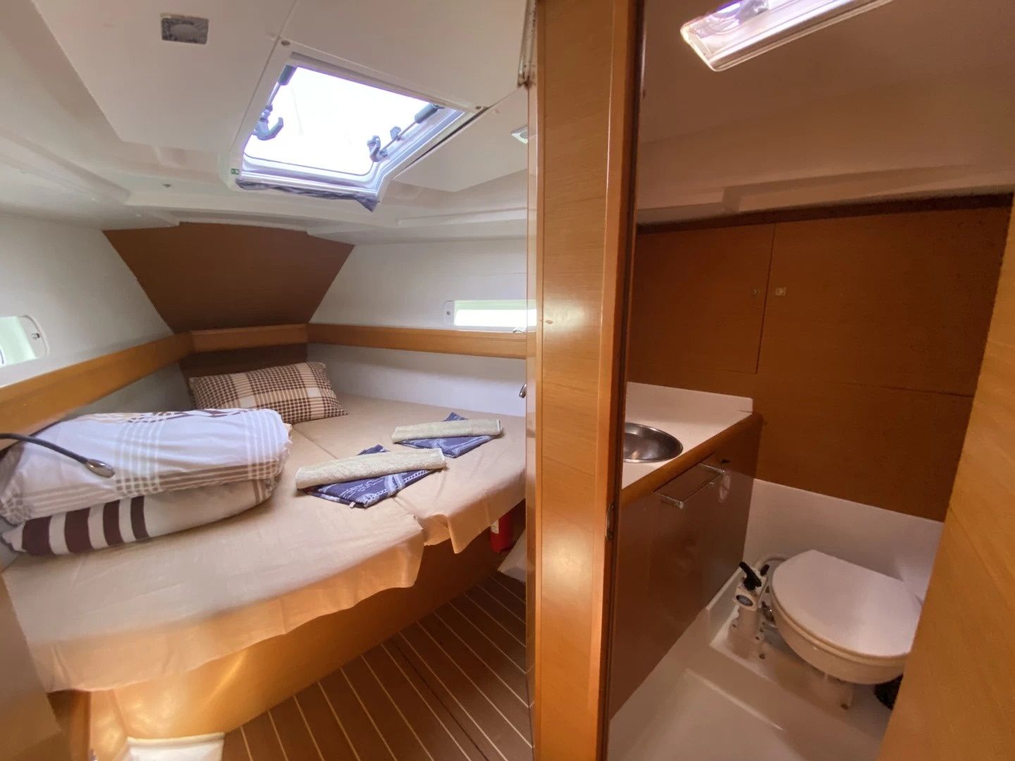 Jeanneau Sun Odyssey 409 | Pangea