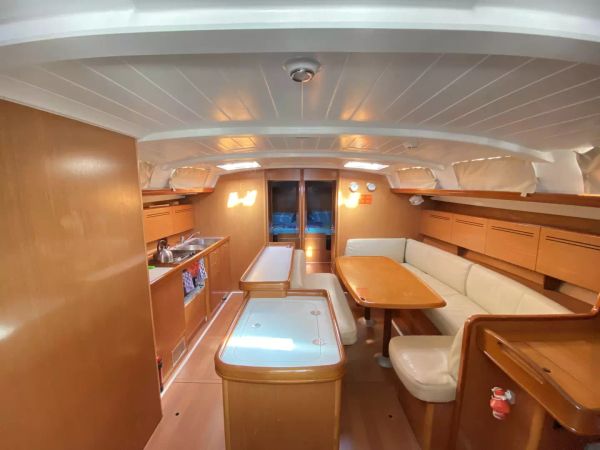 Beneteau Cyclades 50 | Take Five
