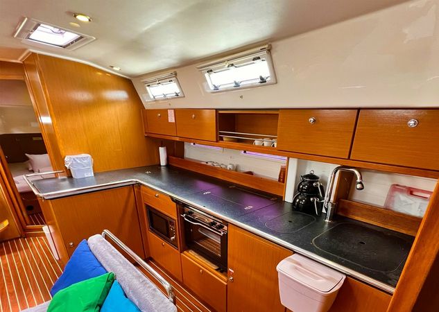 Bavaria Cruiser 45 | Aquaholic