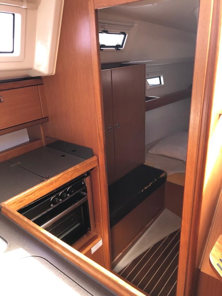 Bavaria Cruiser 33 | Kleeia