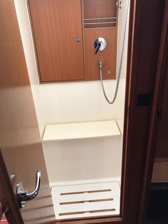 Bavaria Cruiser 45 | Hydra