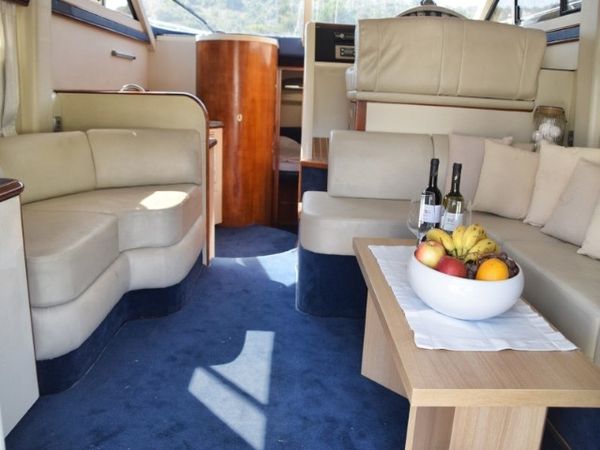 Fairline Phantom 40 | Julia