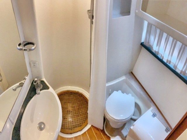 Fairline Phantom 40 | Julia