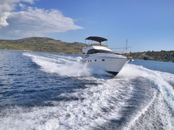 Fairline Phantom 40 | Julia