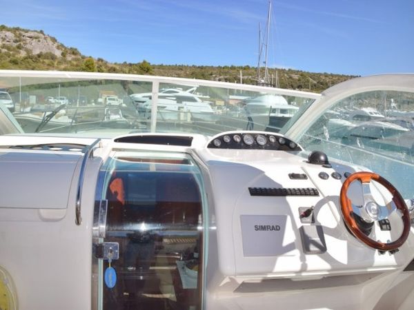 Fairline 48 | H.I.T.