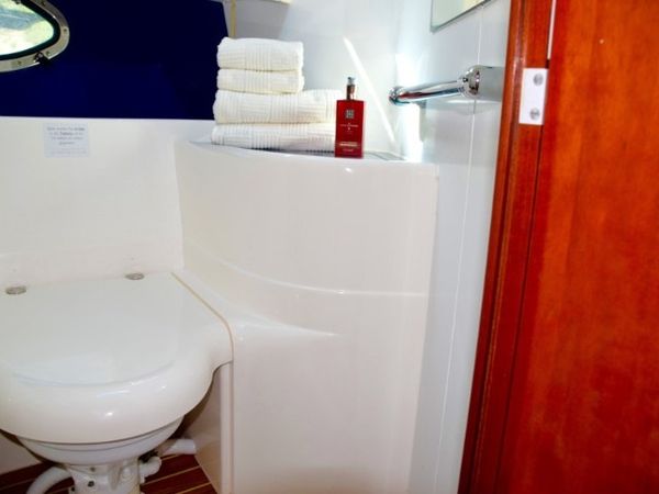 Fairline 48 | H.I.T.