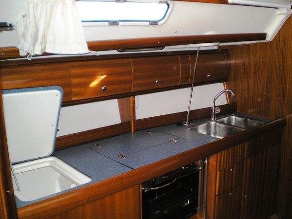 Bavaria 38 Cruiser | Limnos