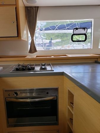 Lagoon 450 S | Belle