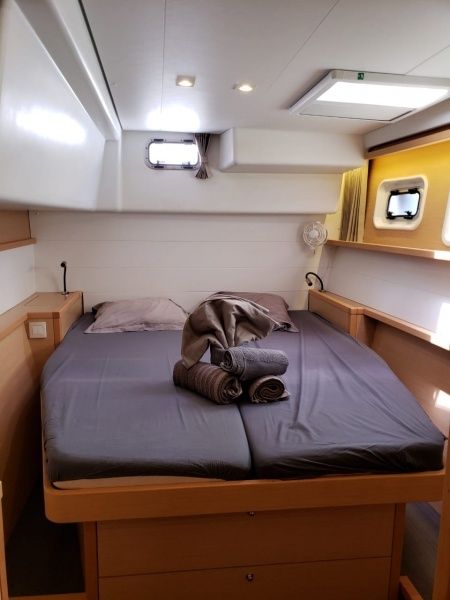 Lagoon 450 S | Belle