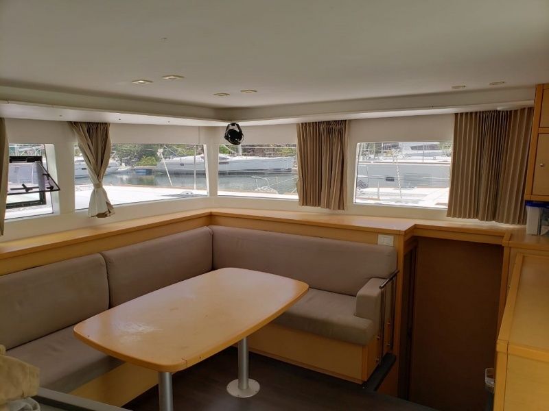 Lagoon 450 S | Belle