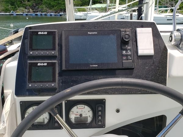 Lagoon 450 S | Belle