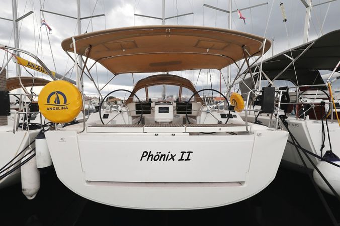 Dufour 412 | Phonix 2
