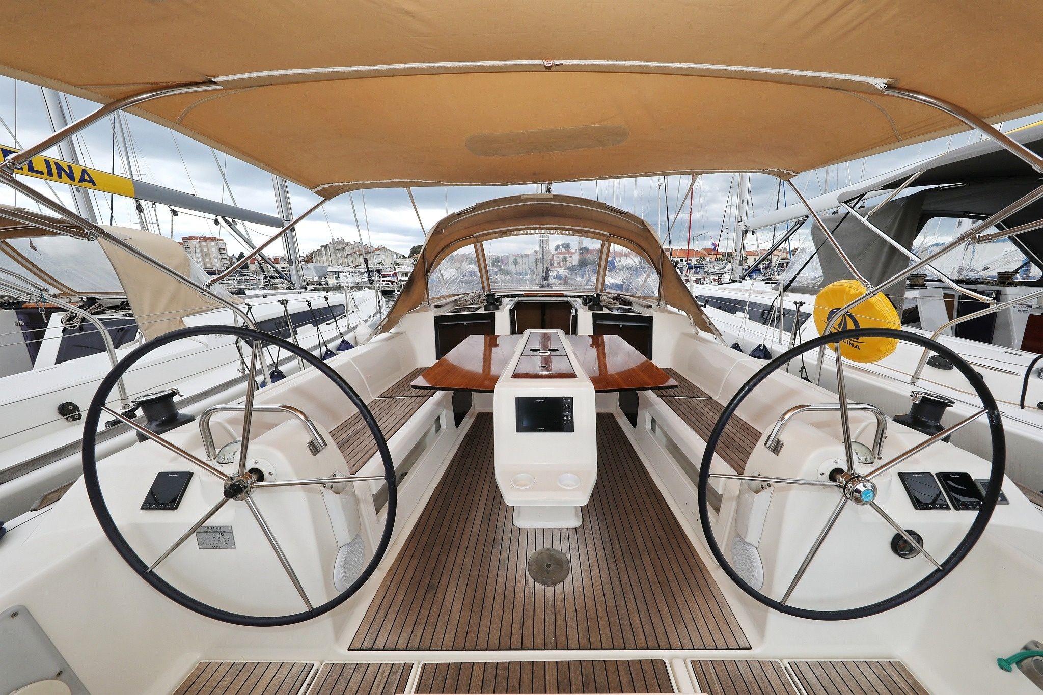 Dufour 412 | Phonix 2