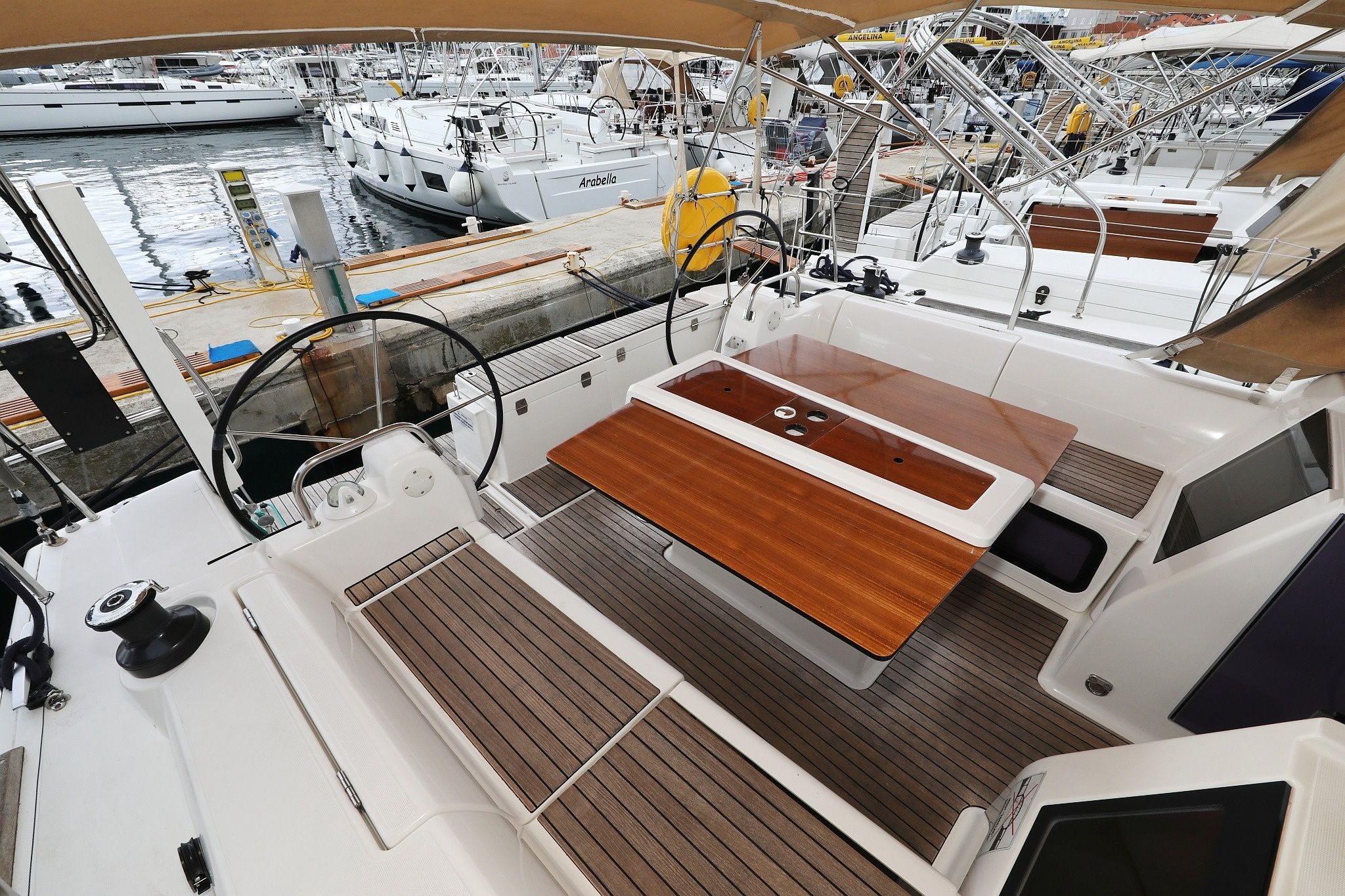 Dufour 412 | Phonix 2