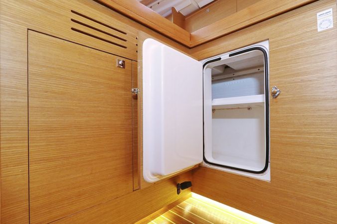 Dufour 412 | Phonix 2