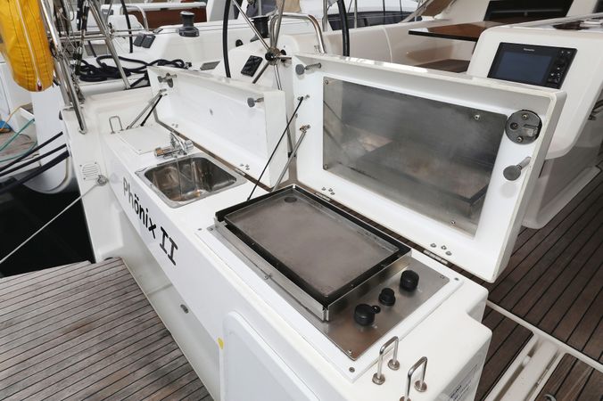 Dufour 412 | Phonix 2