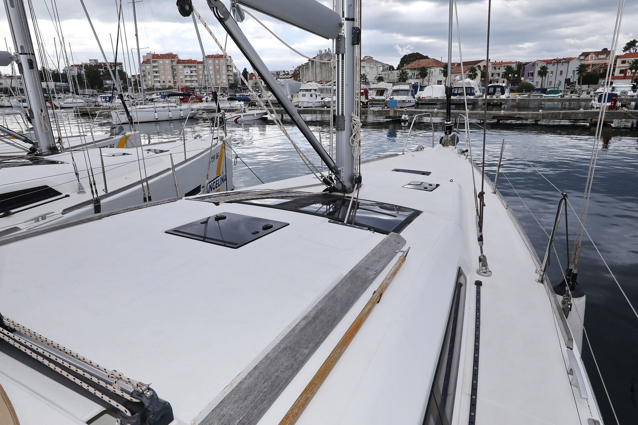 Dufour 412 | Black Pearl
