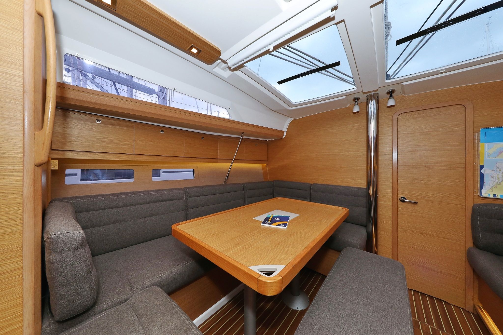 Dufour 412 | Black Pearl