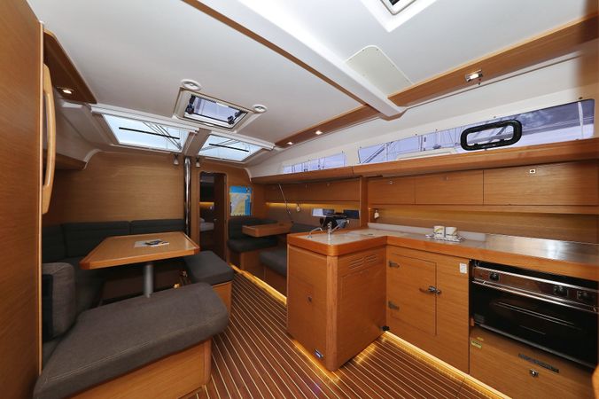 Dufour 412 | Black Pearl