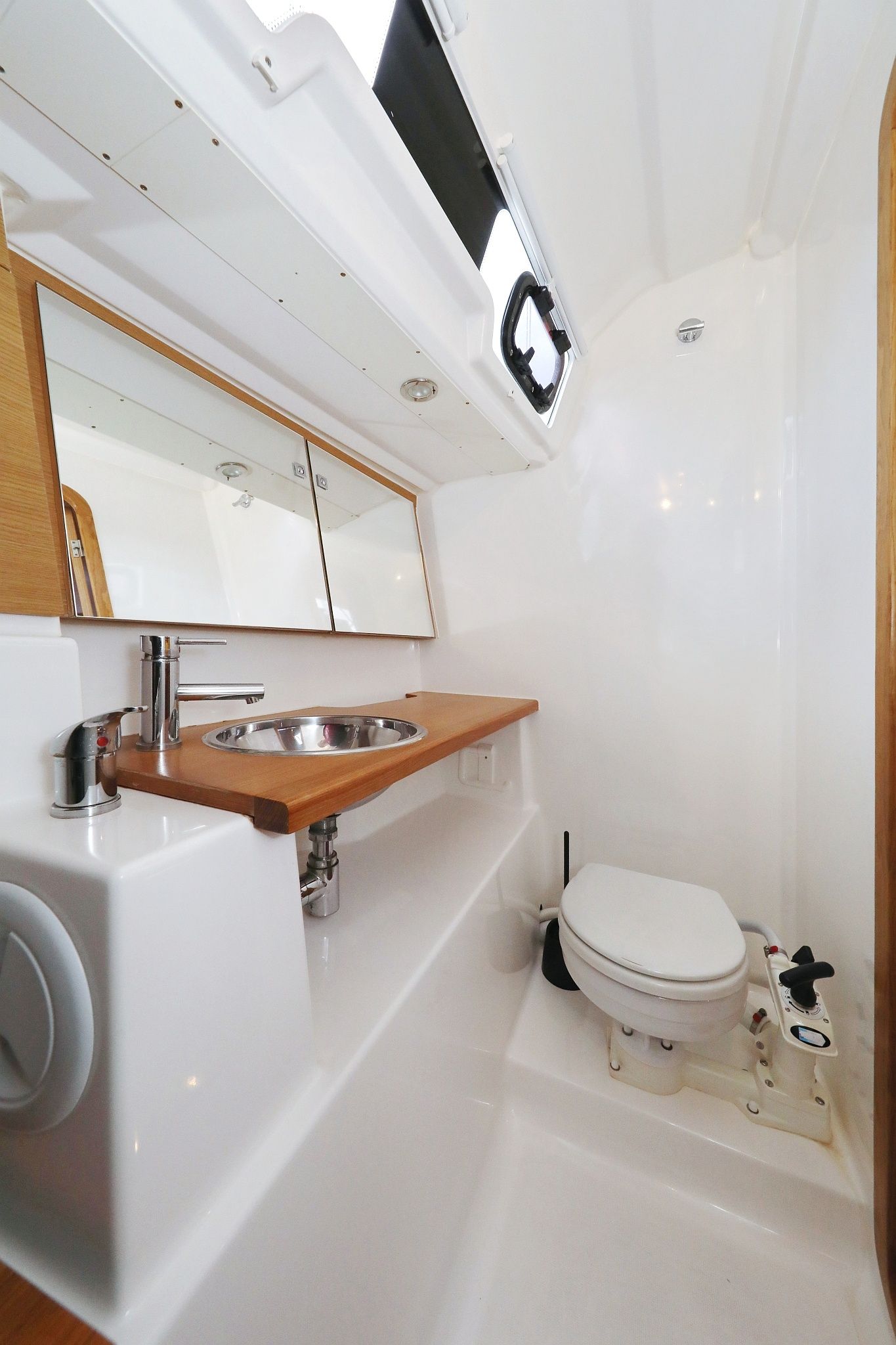 Dufour 412 | Black Pearl