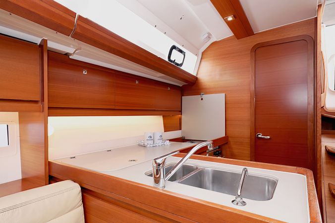 Dufour 412 | Fun 4 Friends