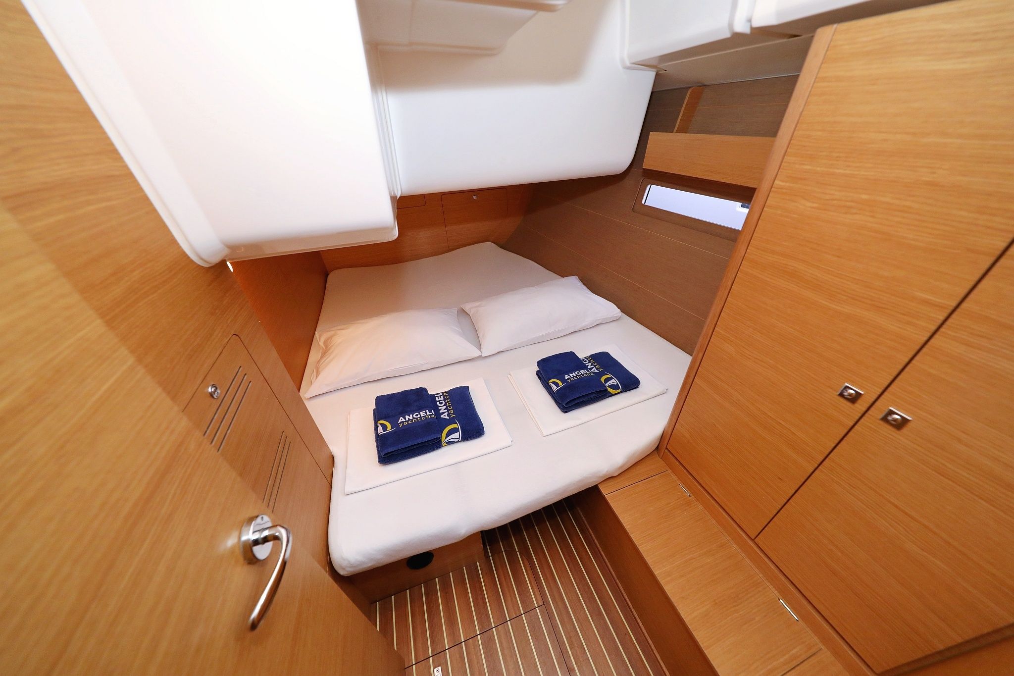 Dufour 412 | Family Office