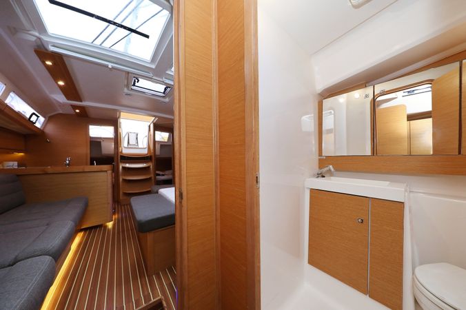 Dufour 412 | Family Office