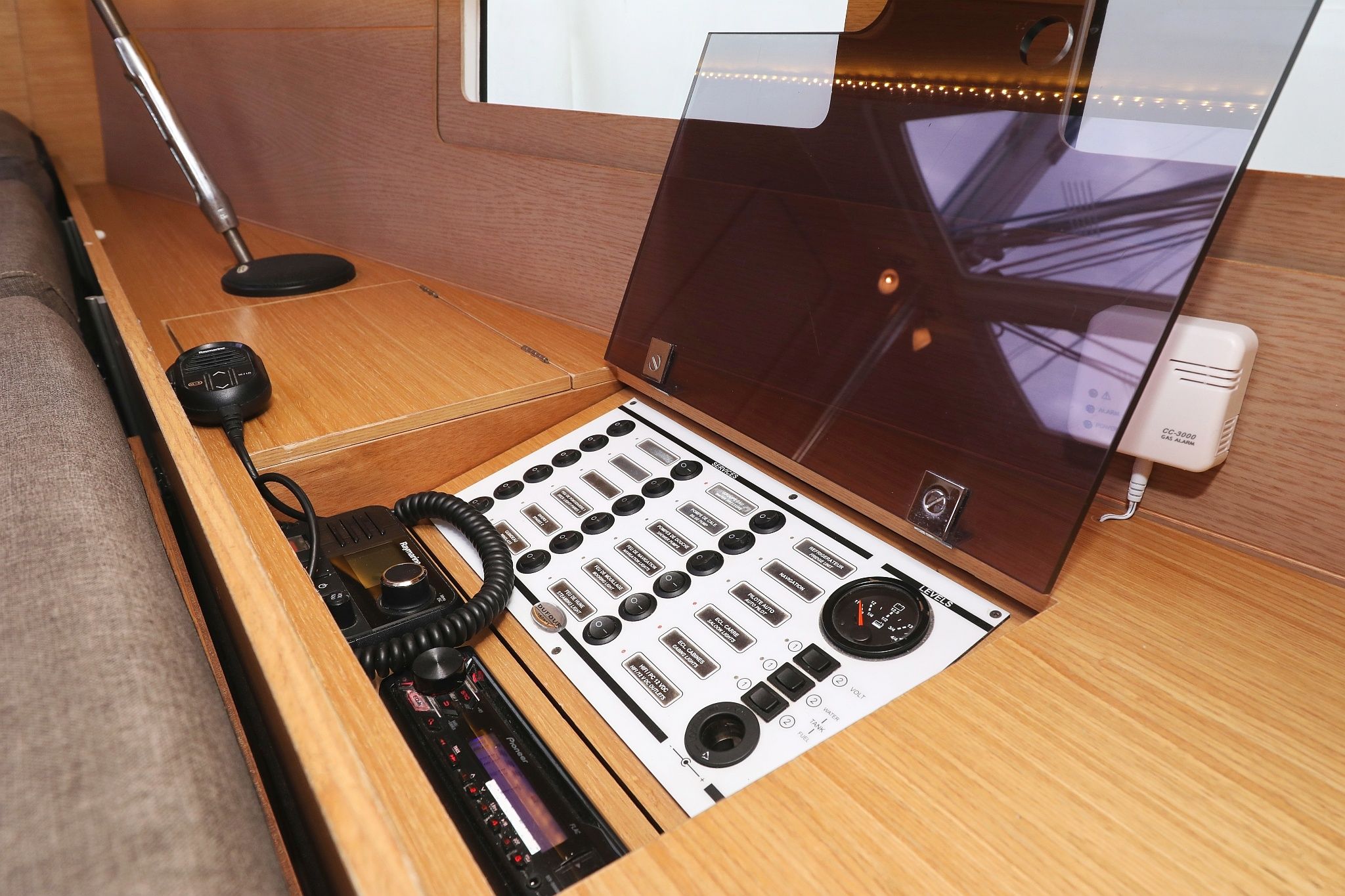 Dufour 412 | Family Office