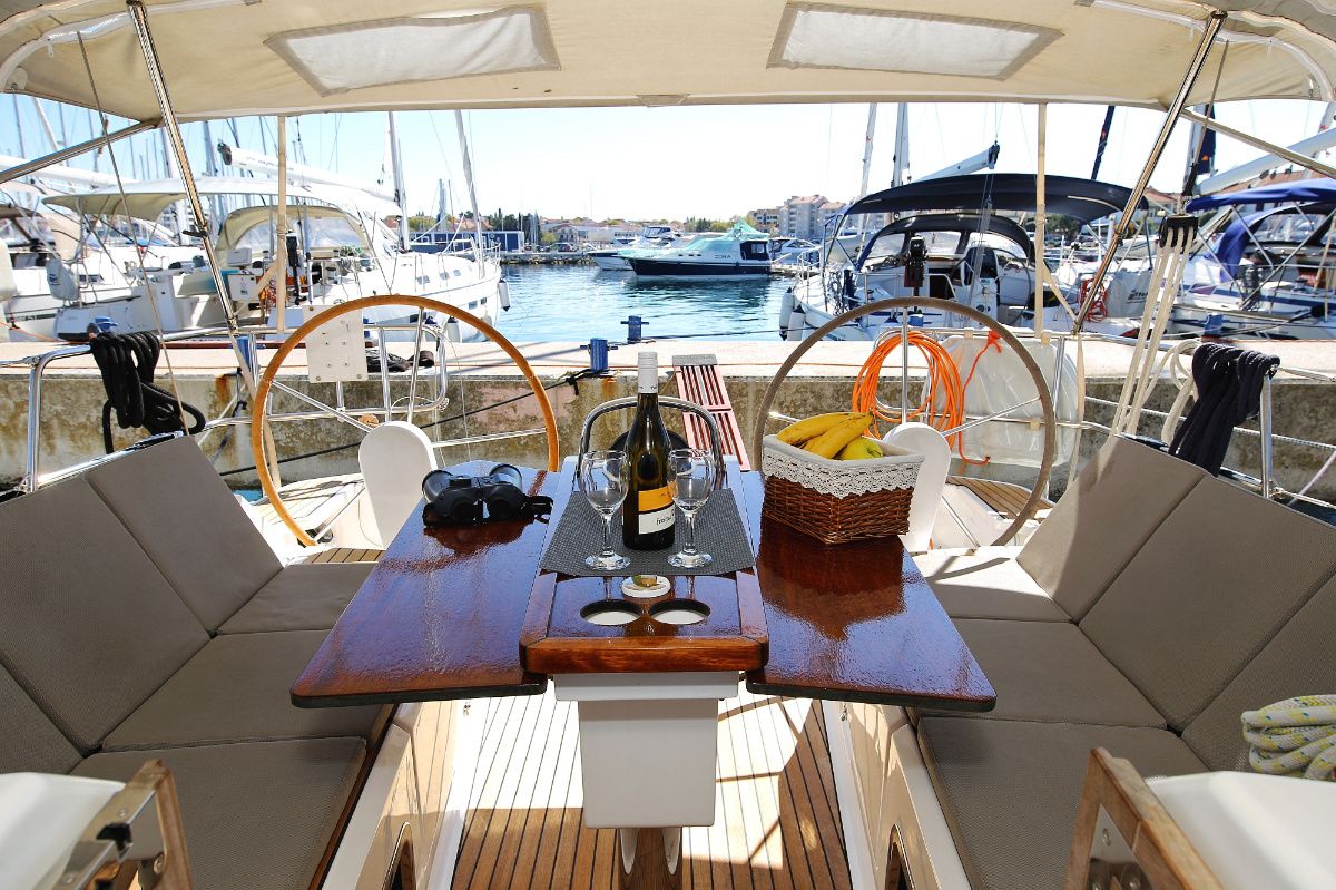 Bavaria Cruiser 37 | Oracle