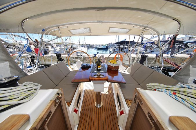 Bavaria Cruiser 37 | Oracle