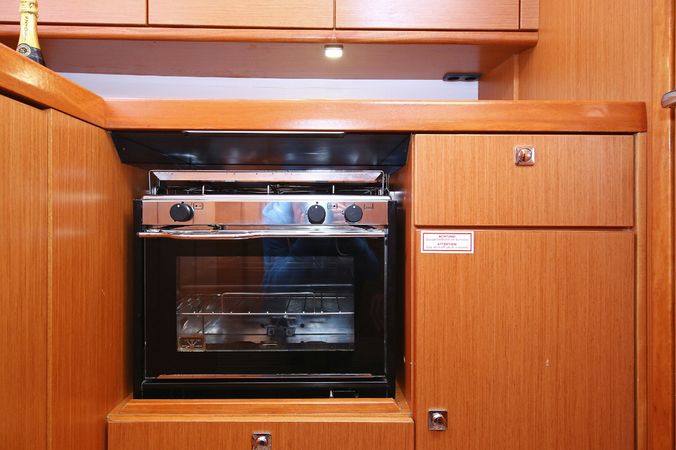 Bavaria Cruiser 37 | Oracle