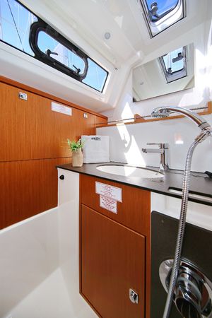 Bavaria Cruiser 37 | Oracle