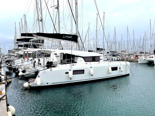 Lagoon 42 | Sea Hawk