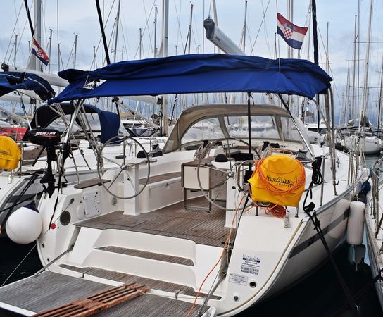 Bavaria Cruiser 45 | Tiha