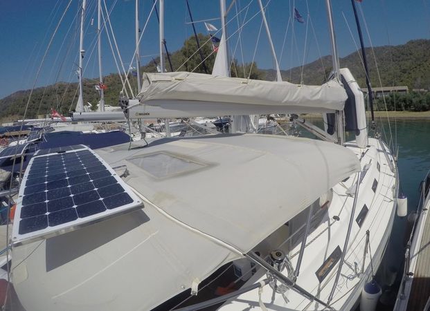 Bavaria Cruiser 40 | Almina