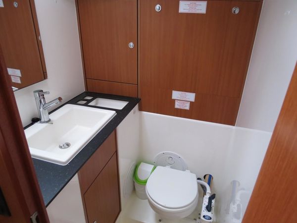 Bavaria Cruiser 40 | Almina