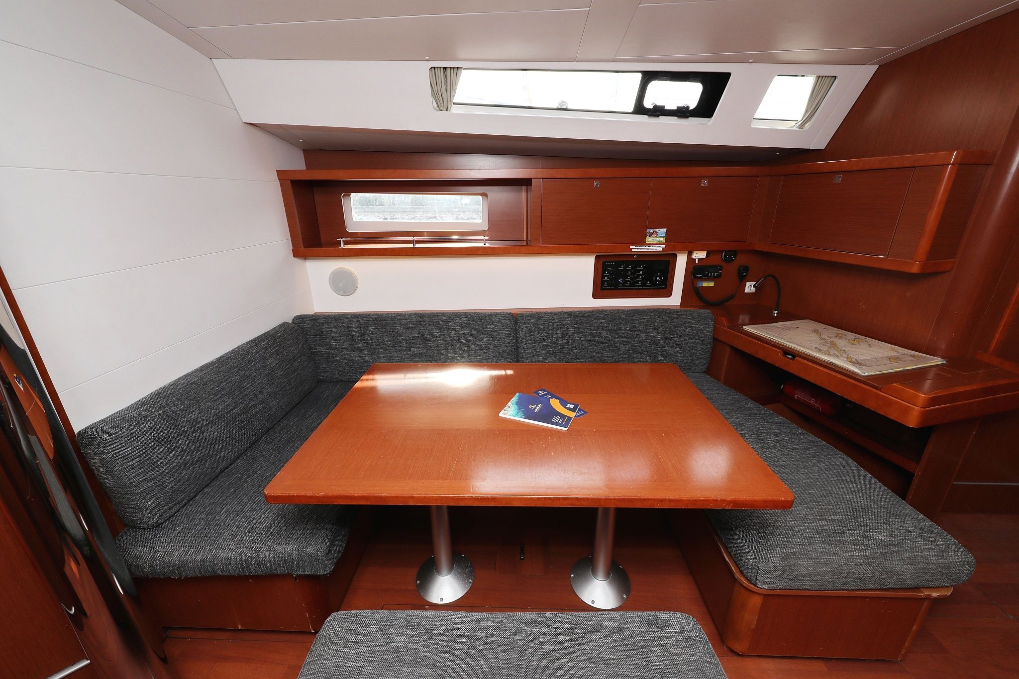 Beneteau Oceanis 45 | Zephyra