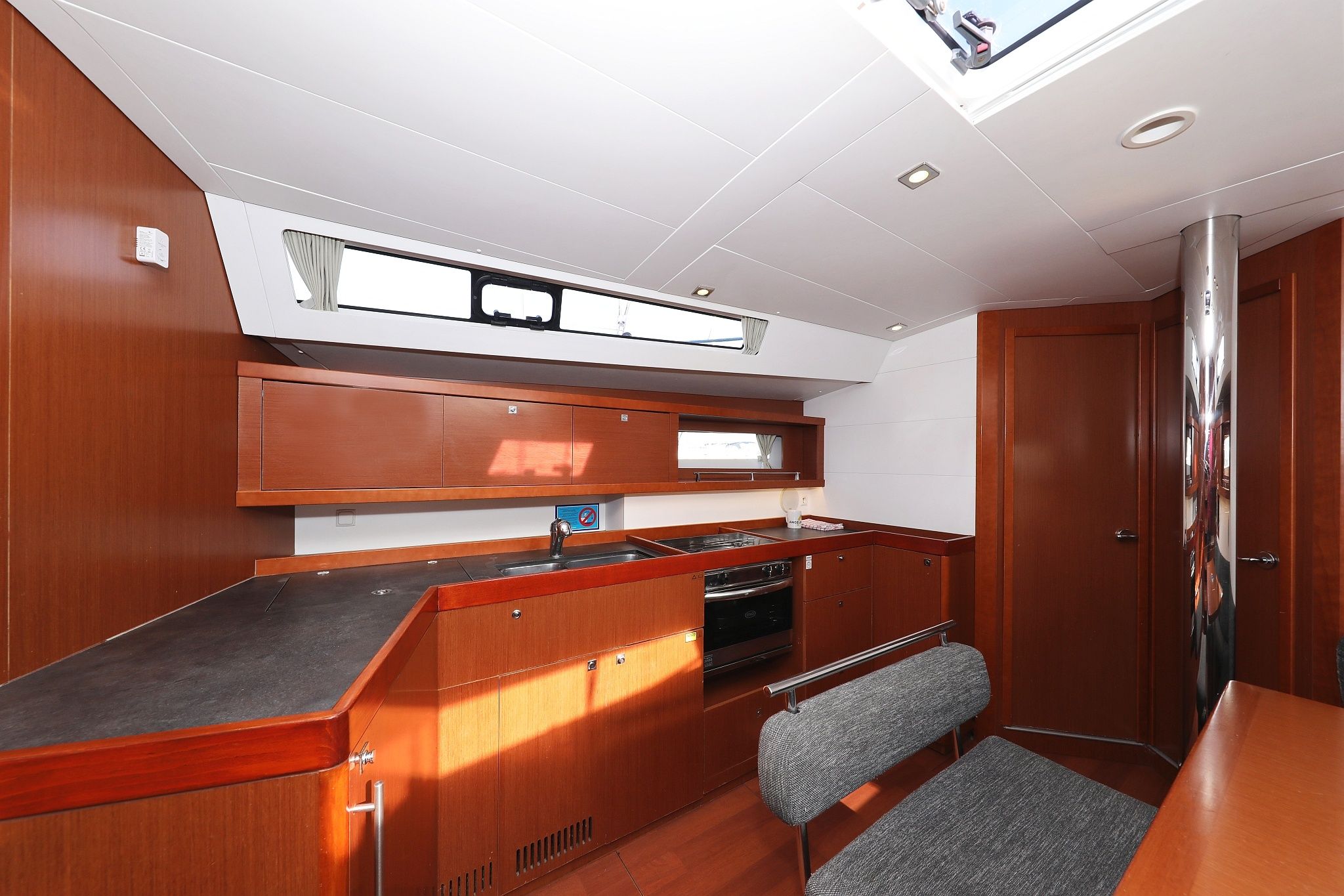 Beneteau Oceanis 45 | Zephyra