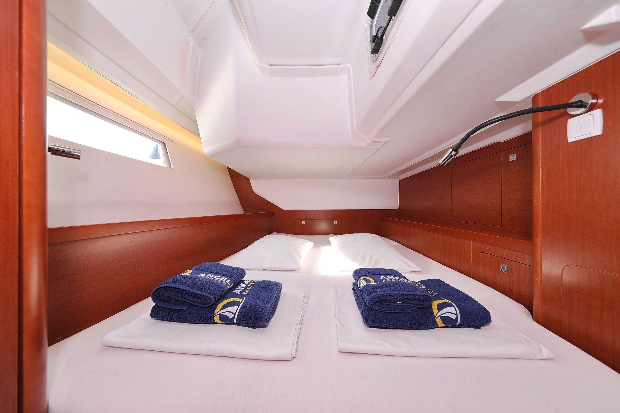 Beneteau Oceanis 45 | Zephyra