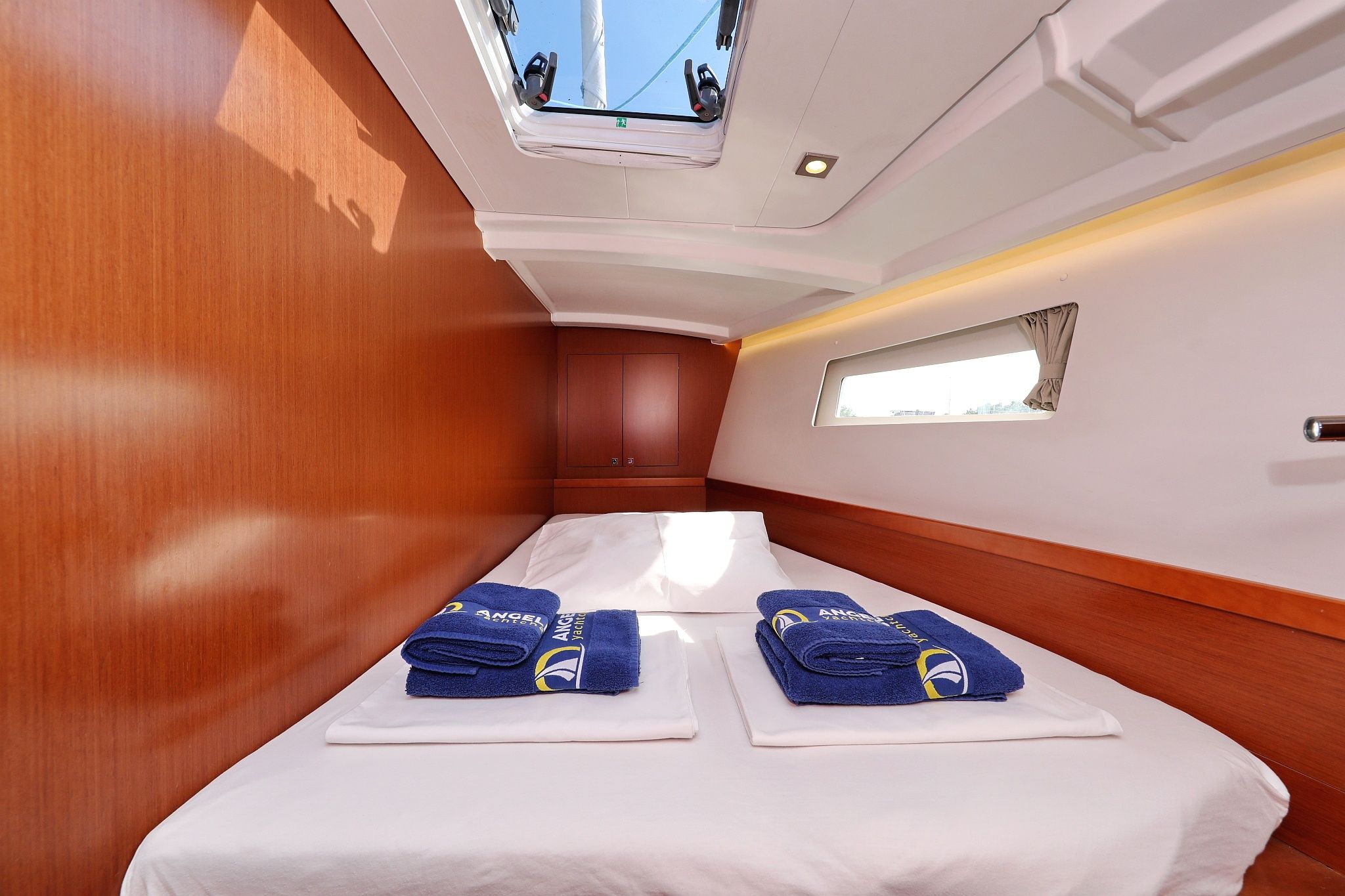 Beneteau Oceanis 45 | Zephyra