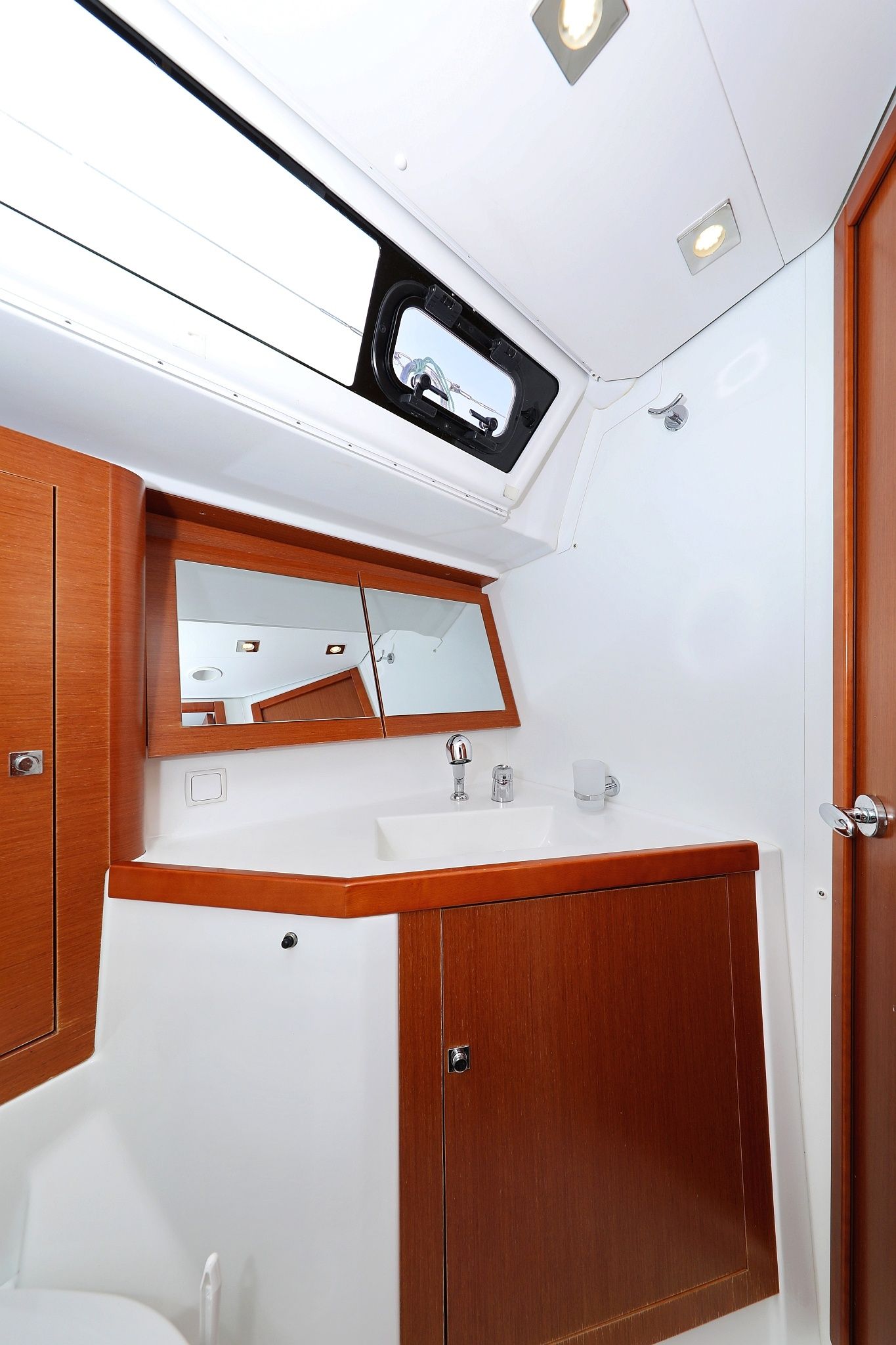 Beneteau Oceanis 45 | Zephyra
