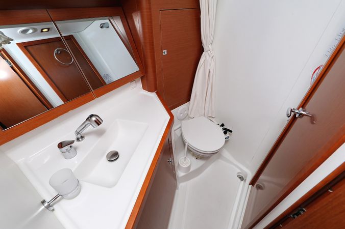 Beneteau Oceanis 45 | Zephyra
