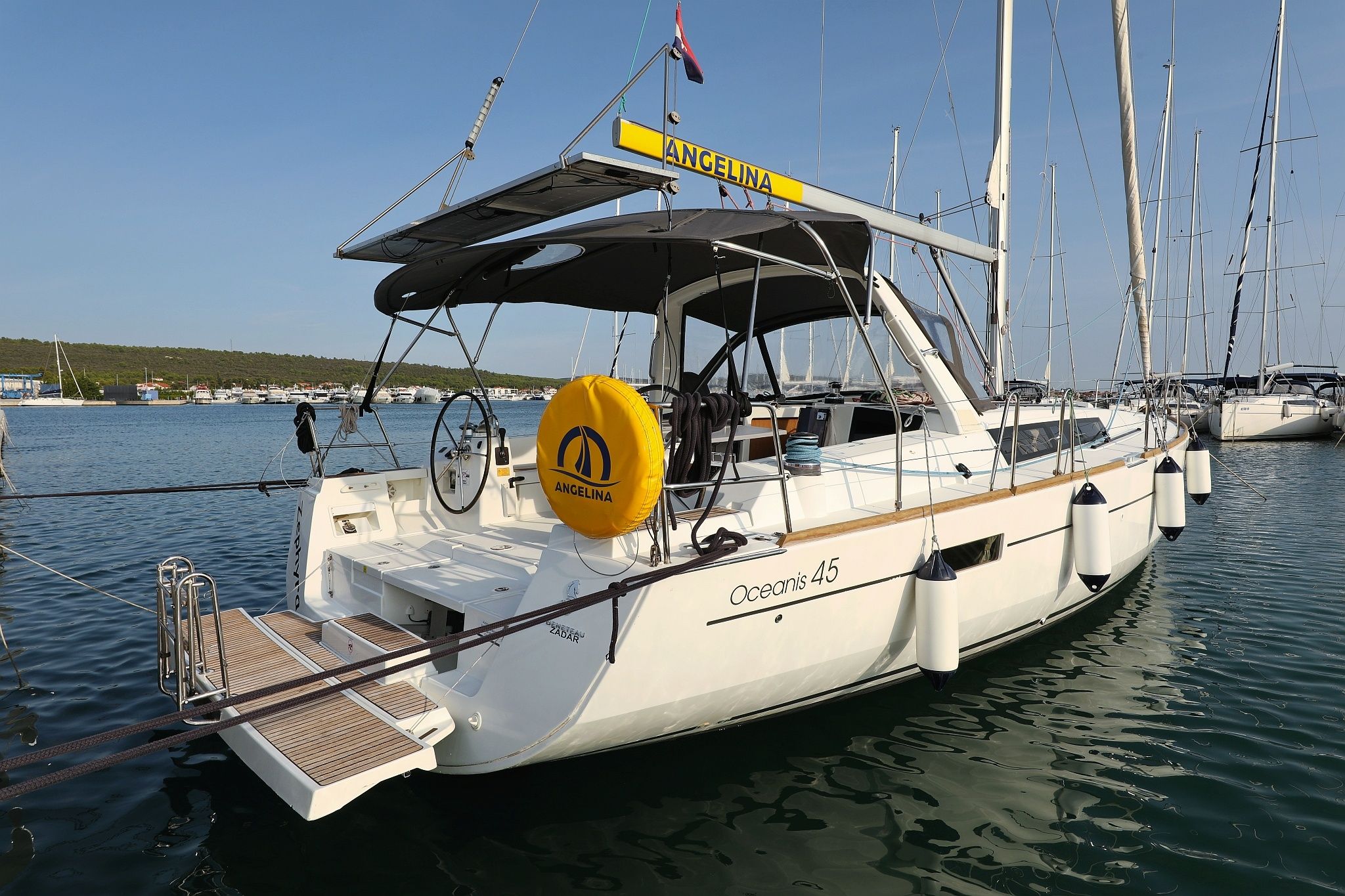 Beneteau Oceanis 45 | Zephyra
